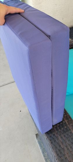 Outdoor lounge cushions