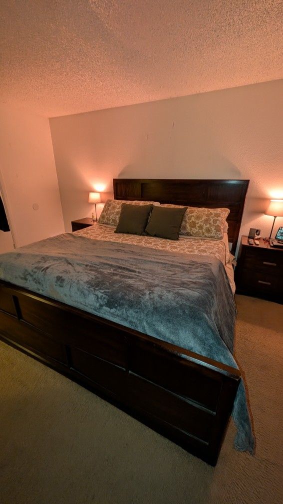 California King Bedroom Set