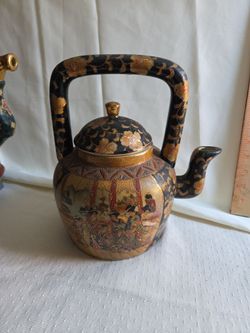 Vintage Satsuma Teapot