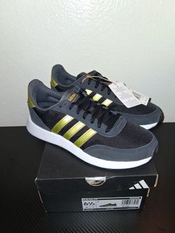 Adidas Run 60s 2.0 Women's Size 6.5 New w/ Box