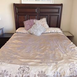 comfortable queen bed