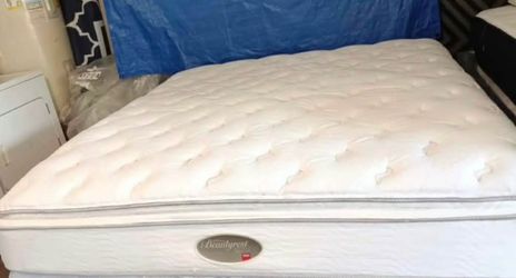 Full Size Mattress (Colchón Full Size)