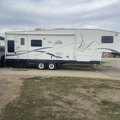 2006 Jazz Thor Fifth Wheel