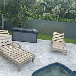 2 pool chaise