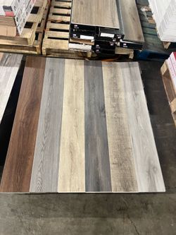 5mm thick | 20 mil wear layer - 100% waterproof flooring