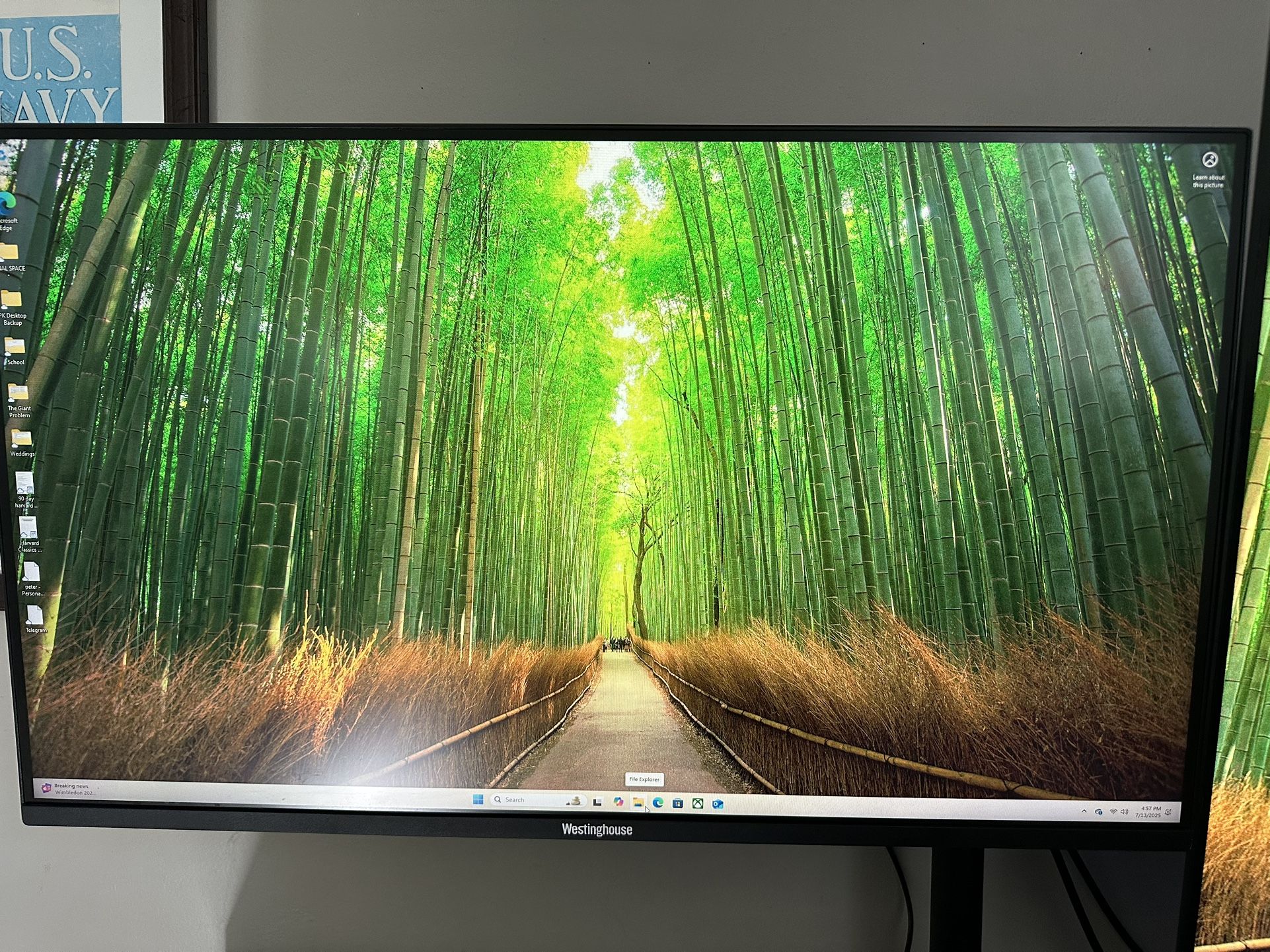 Westinghouse 32” 1440p 144Hz Gaming Monitor – HDMI, DisplayPort, FreeSync