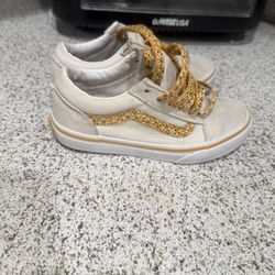 Girls Vans 