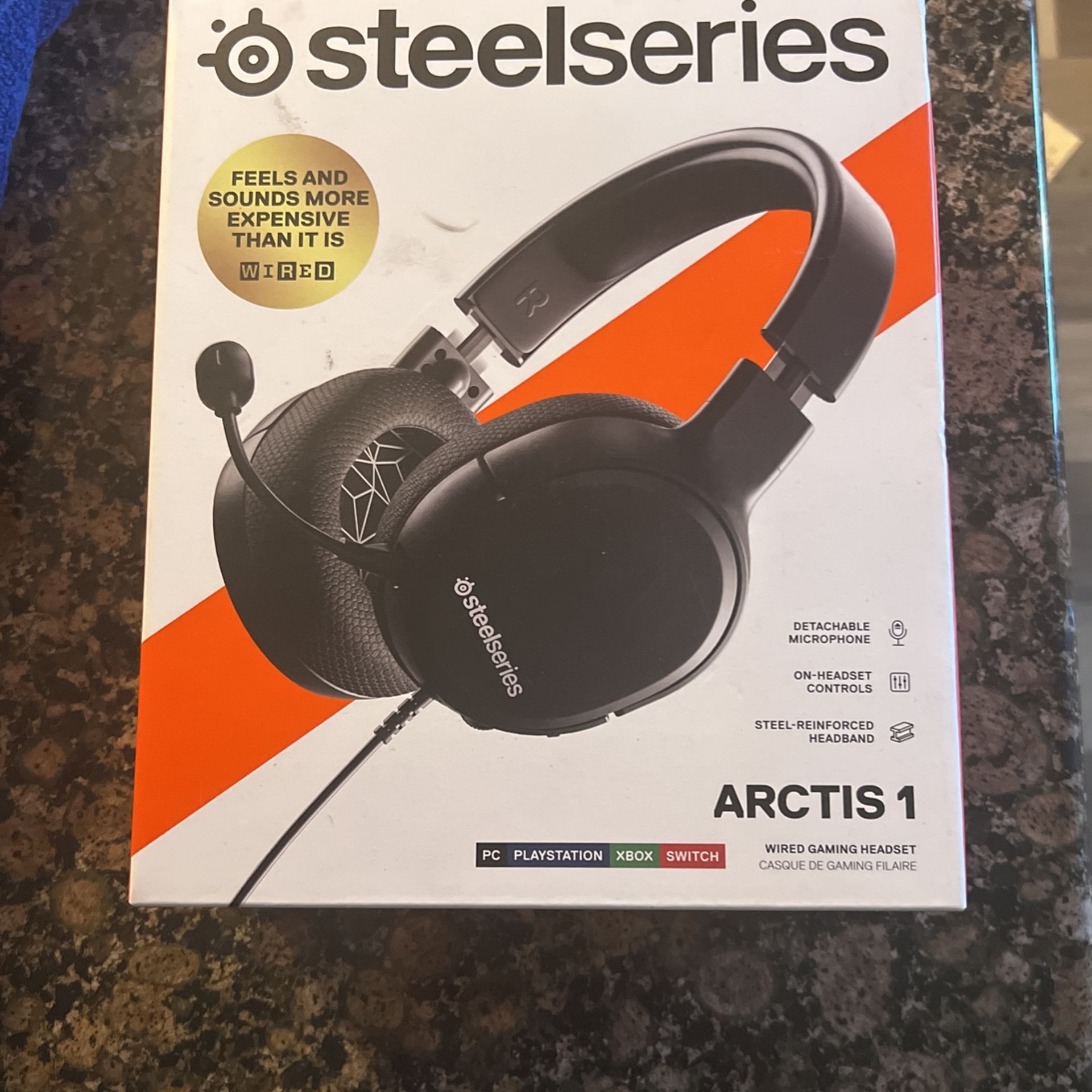 Arctis 1 Wired Gaming Headset