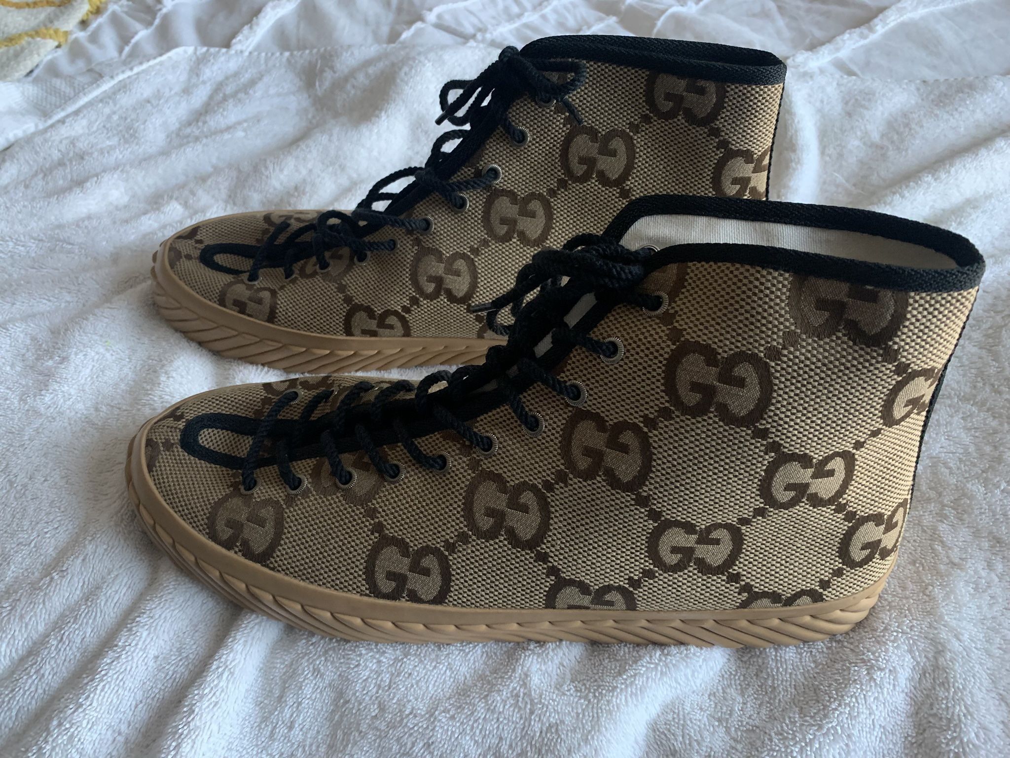 Brand New Men’s Gucci Tortuga Sneakers…Size 14 14.5 15