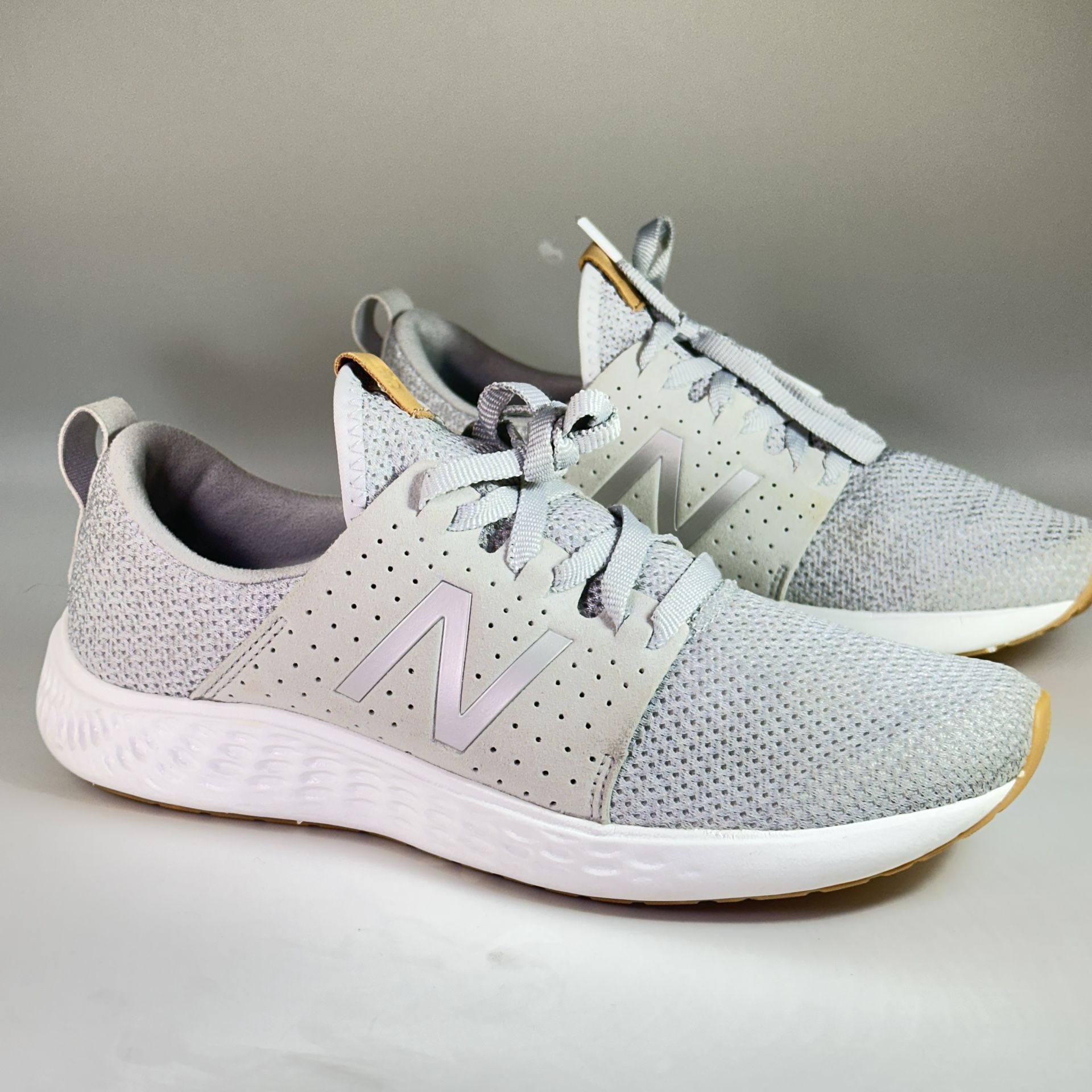 New Balance women s Fresh Foam Sport V1 Gray Running Shoes Size US 10 WSPTLG1 for Sale in Puyallup WA OfferUp