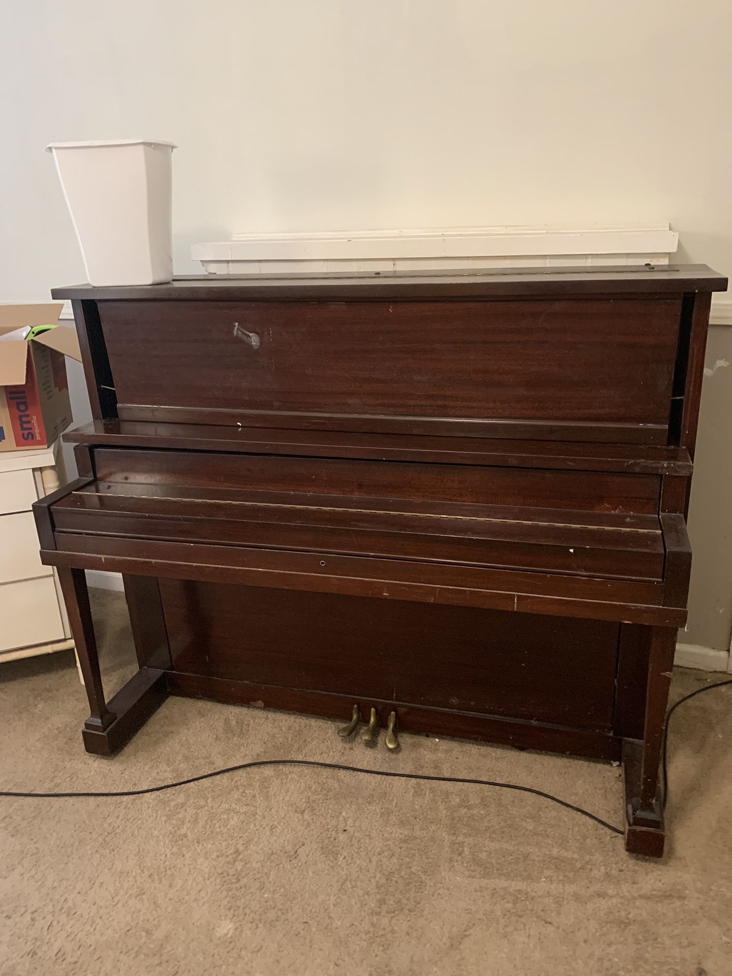 Milton Upright Piano