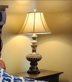 Set of brass/gold lamps (2 lamps)
