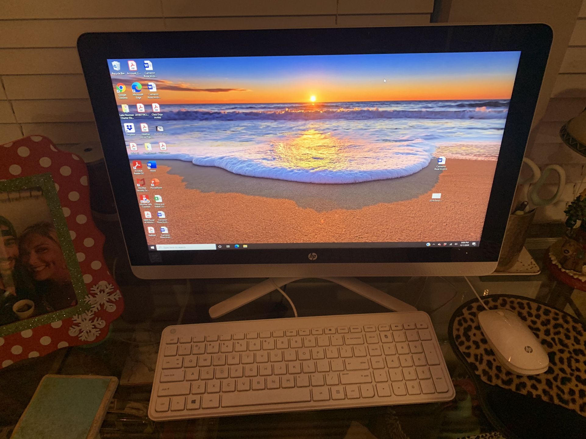 HP Desktop White Computer