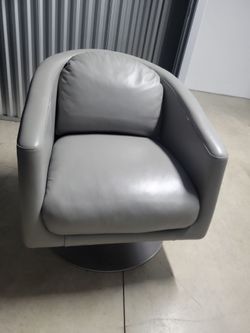 Sillón Giratorio NATUZZI Original (Piel Gris) - Impecable / Mudanza