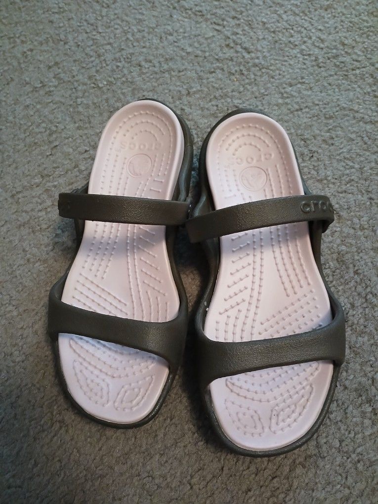 Crocs "Cleo" Sandals