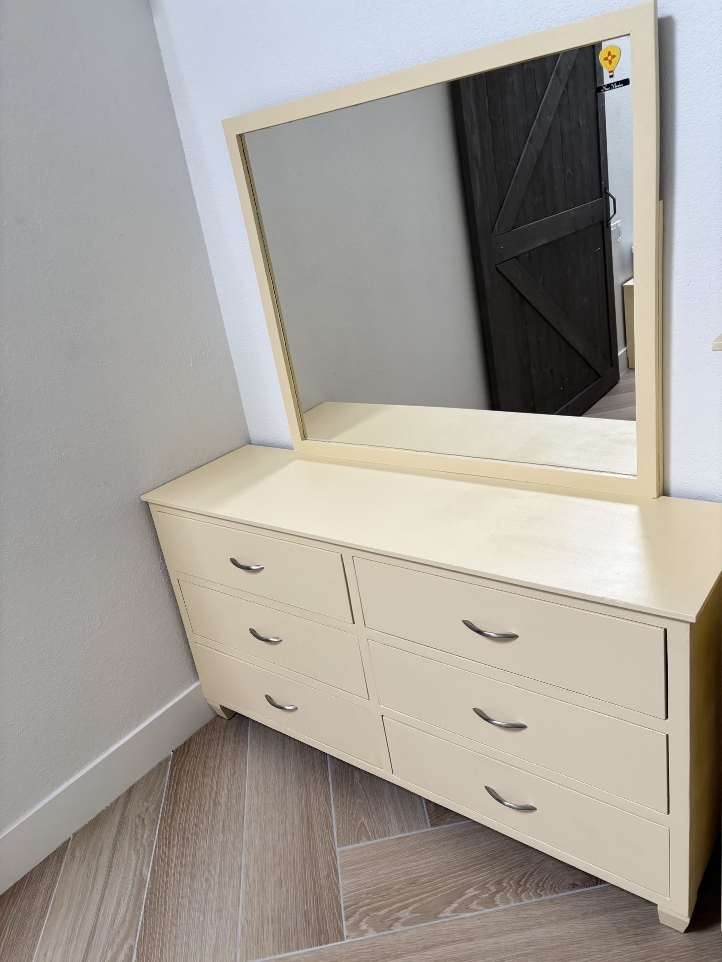 6 Drawers Dresser With Mirror