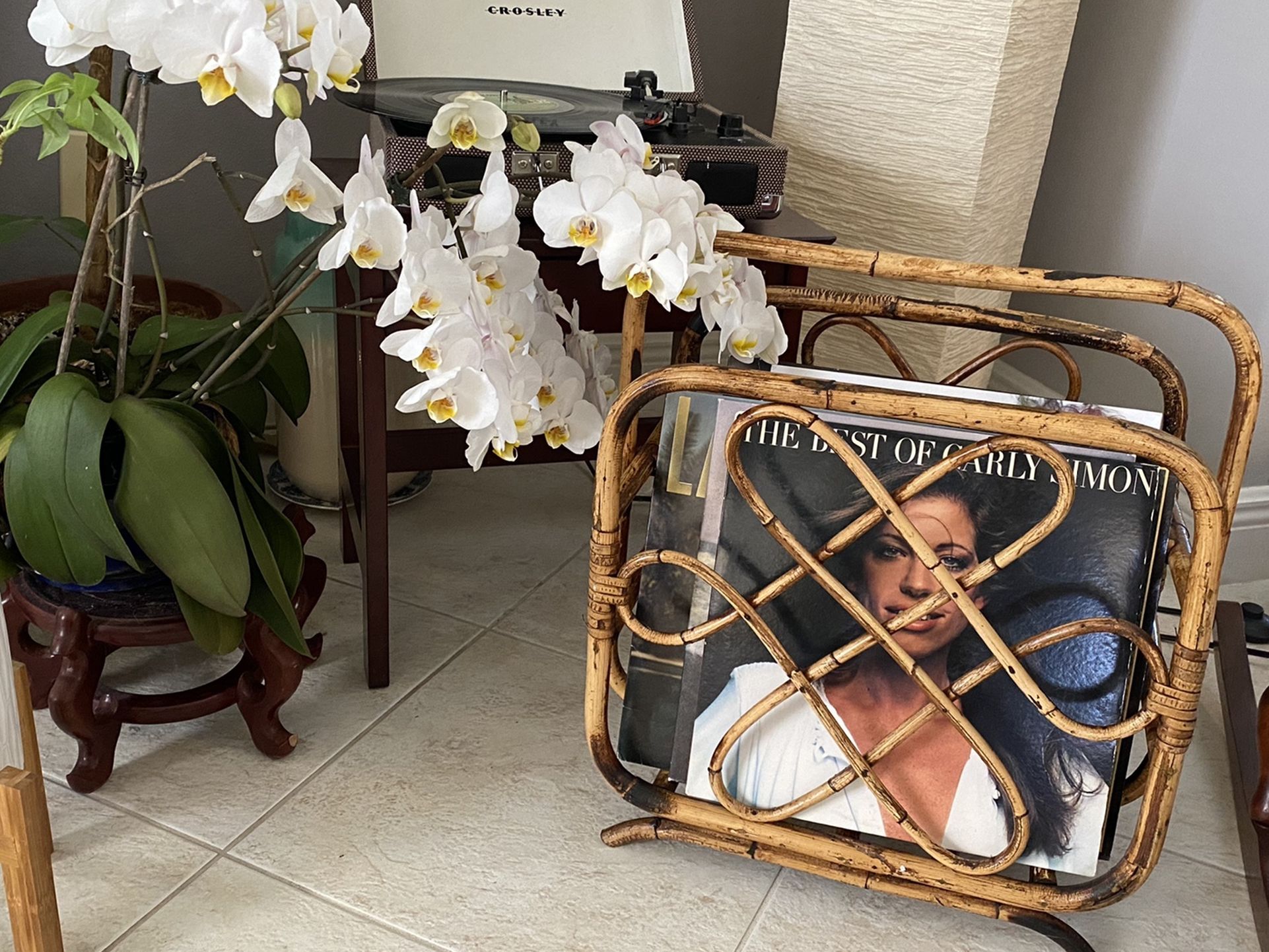 Bamboo Rattan vintage magazine/book/album rack