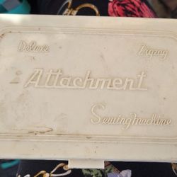 Vtg Deluxe Zig Zag Sewing Machine 30 Cam Attachments wCase 