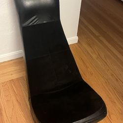 Leather rocking/gaming floor chair