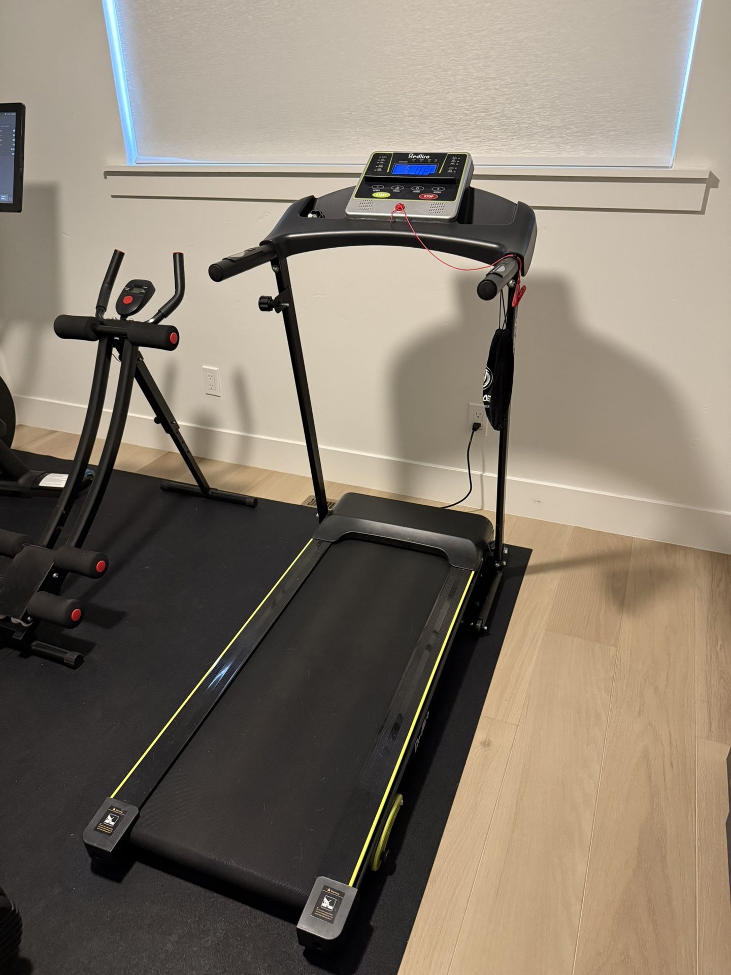 Redliro Treadmill