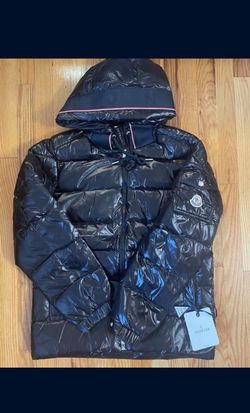 Moncler Jacket (L, XL)