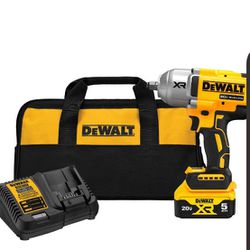 DeWalt Brushless 1/2 In Dr 700ft./Lb High Torque Impact Wrench 