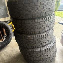 Pirelli Scorpion All Terrain 275/65R20