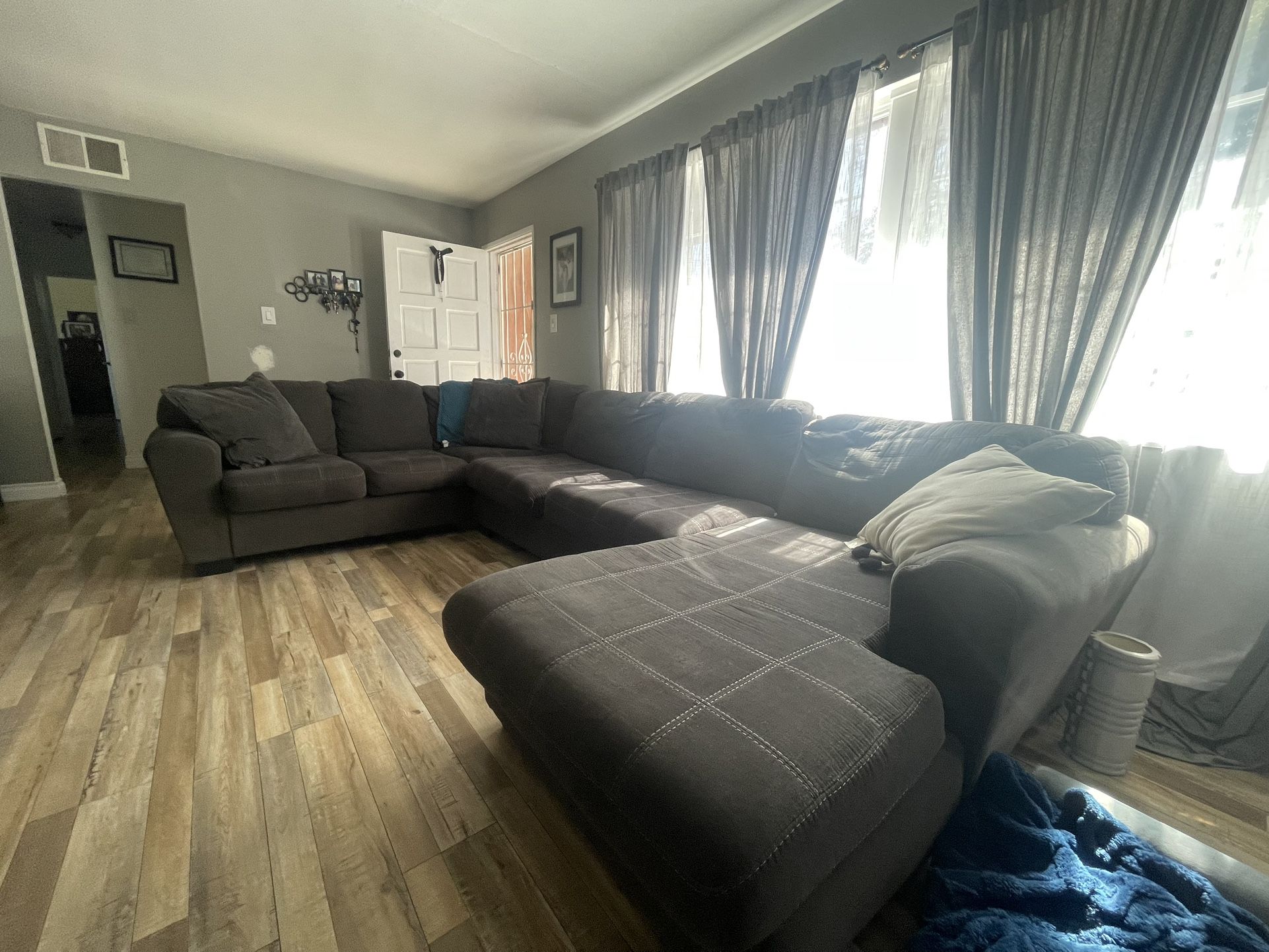 Sectional Sofa