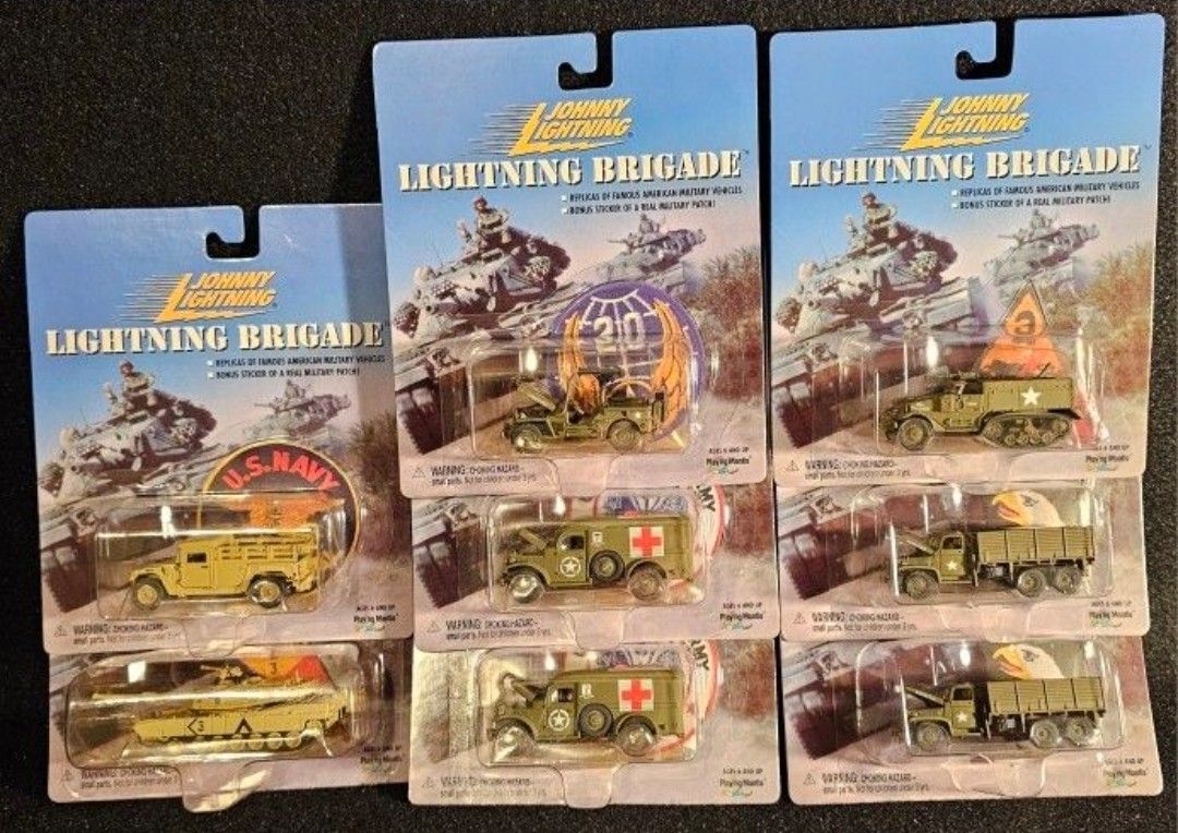 Lot of 8 Vintage 2000 Johnny Lightning 'Lightning Brigade ' Die-Cast Vehicles. ⭐️NEW-IN-PKG⭐️
