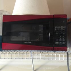 Westbend microwave