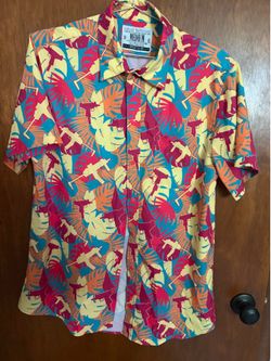 Men’s Short sleeve Hawaiian style shirts
