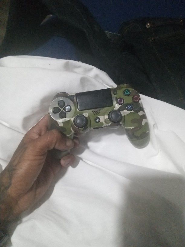 Ps4 Cobtroller