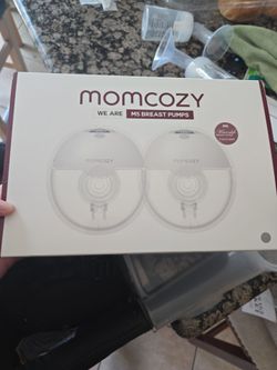 Momcozy m5 breast pumps