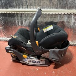 KeyFit 30  Car seat for kids