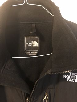 Nice looking north face jacket clean $70 u pick up