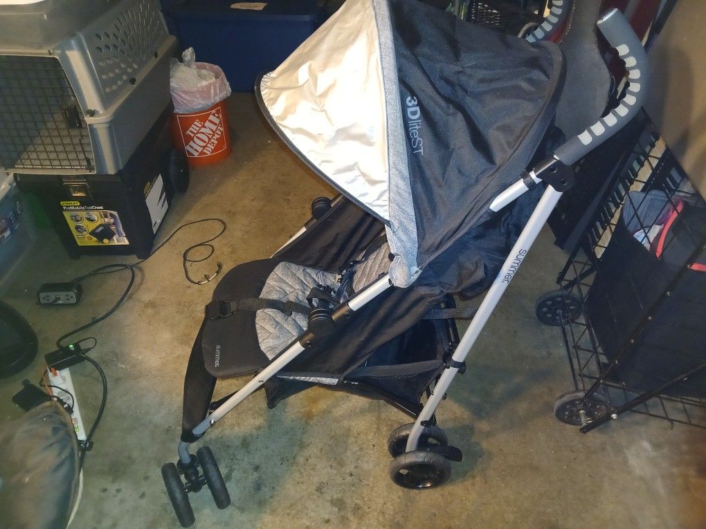 SUMMER 3DLITE CONVENIENCE STROLLER