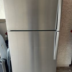 Whirlpool 20.5 CF Refrigerator 