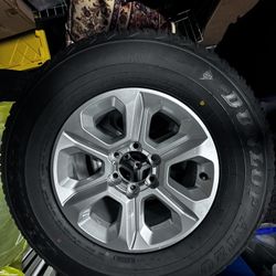 17” Toyota Tires & Wheels 2024 (New)