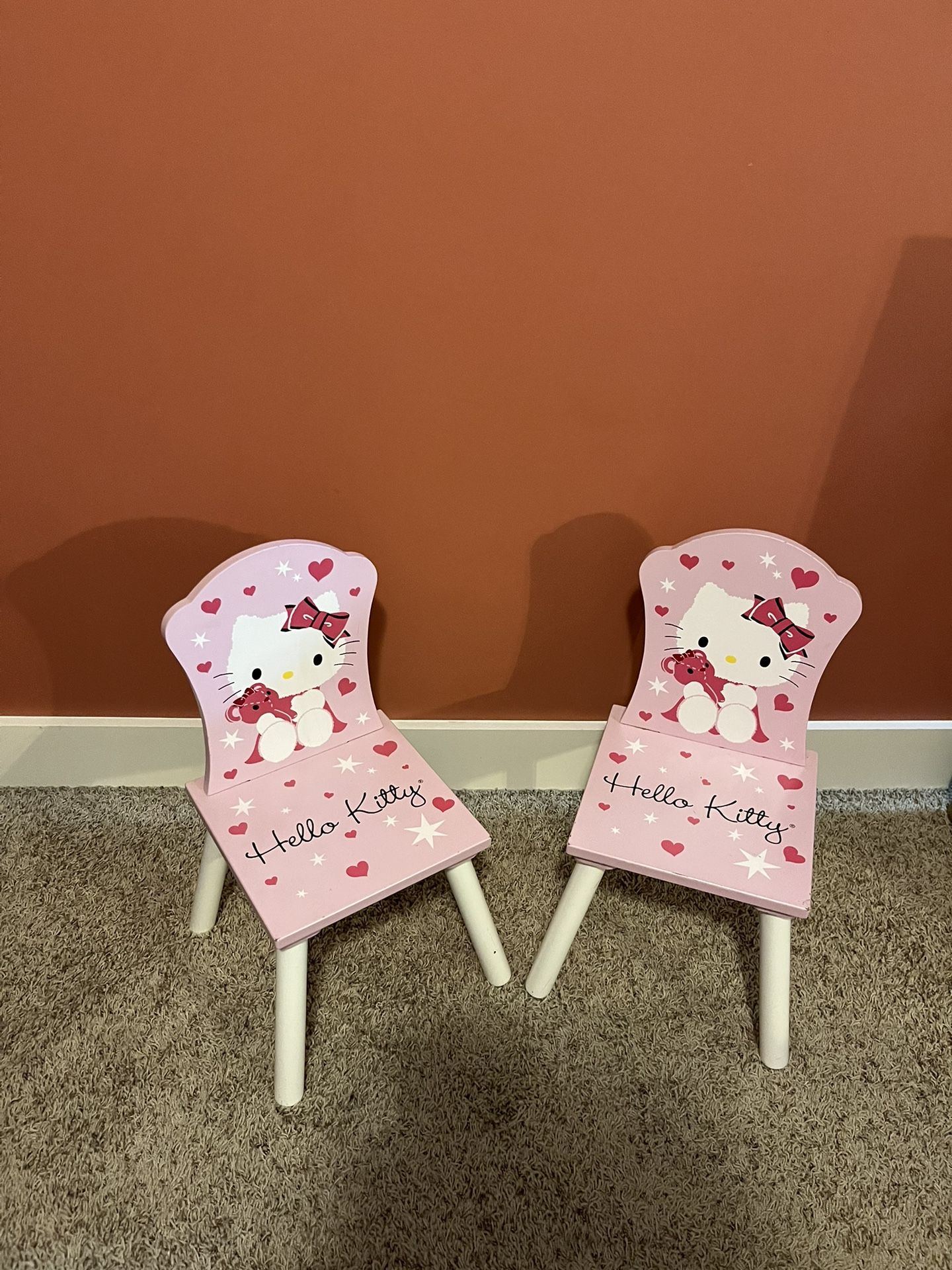 Hello Kitty Chair Set