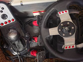 Logitech G27 Racing Wheel
