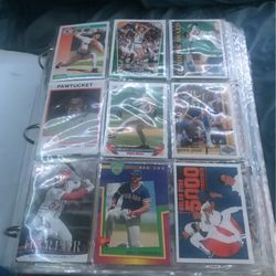 Baseball  And Football Sports Cards