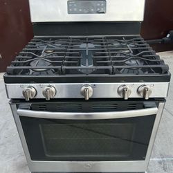 GE Gas Stove 