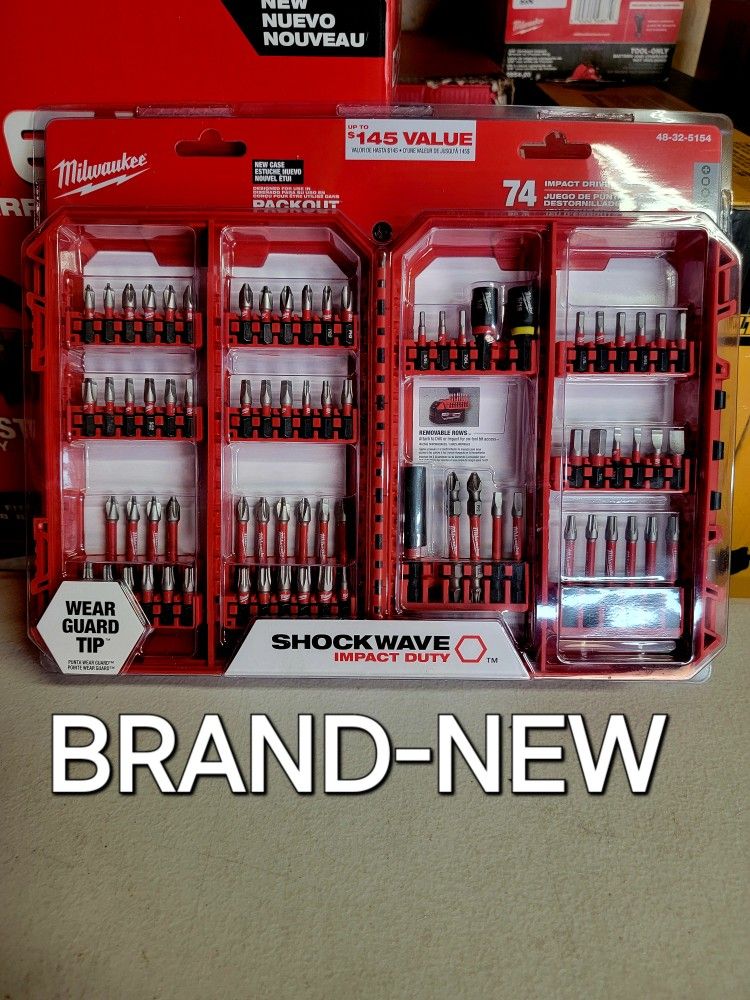 Milwaukee
SHOCKWAVE Impact Duty Alloy Steel Screw Driver Bit Set (74-Piece)