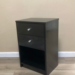 Black-Night Stand with Silver Knobs and Drawers