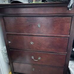 Drawer Dresser 