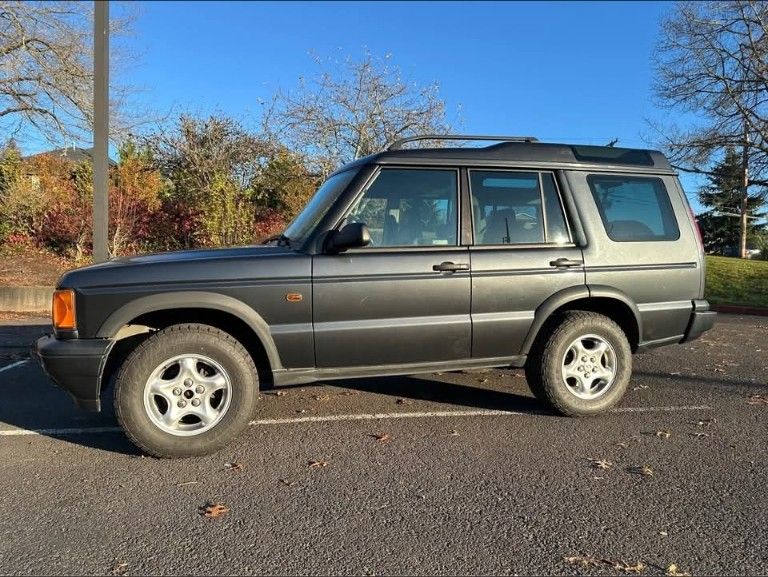 1999 Land Rover Discovery 2 – Well-Maintained & Adventure-Ready