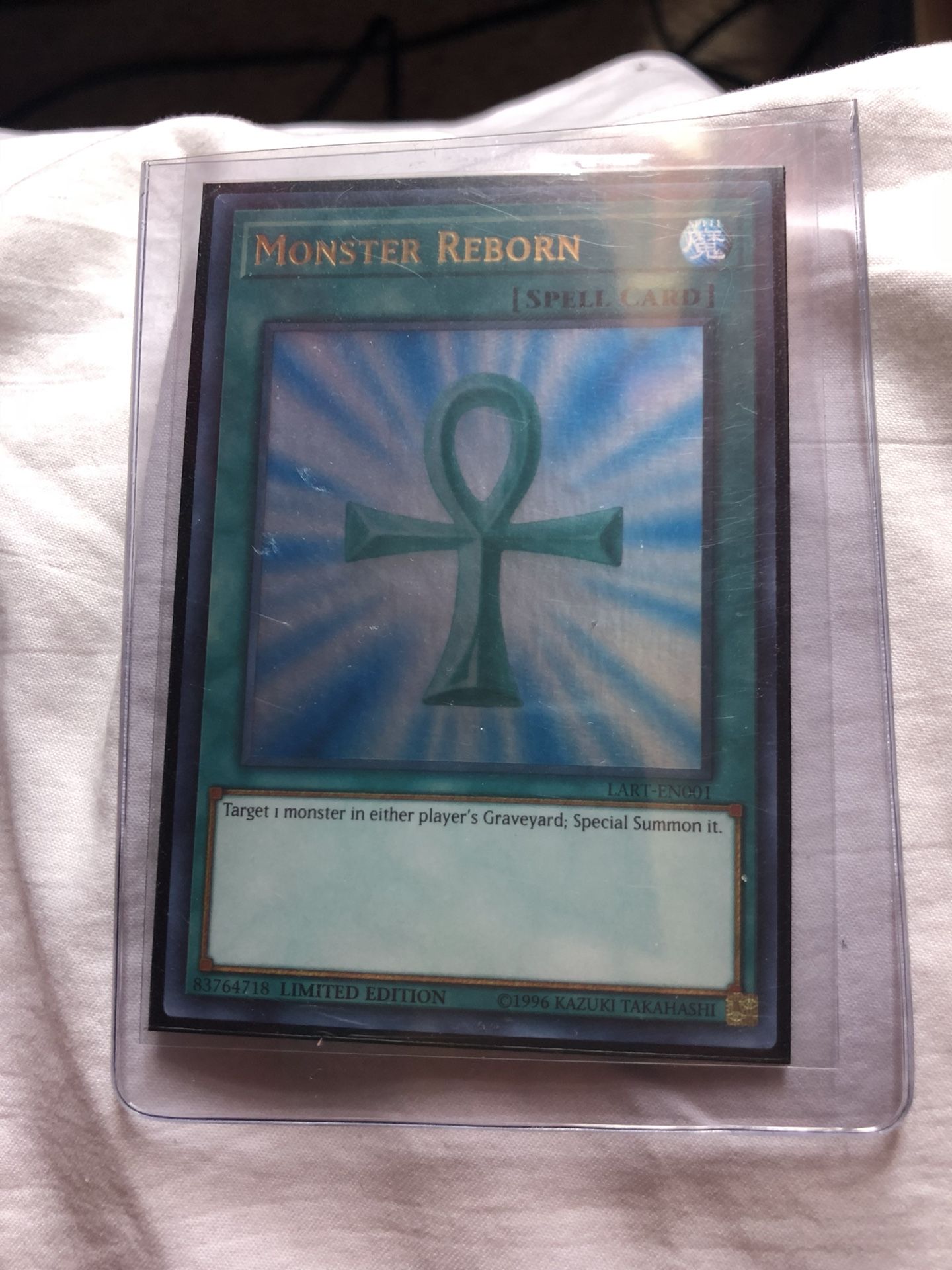 Yugioh Monster Reborn LART Mint magic card