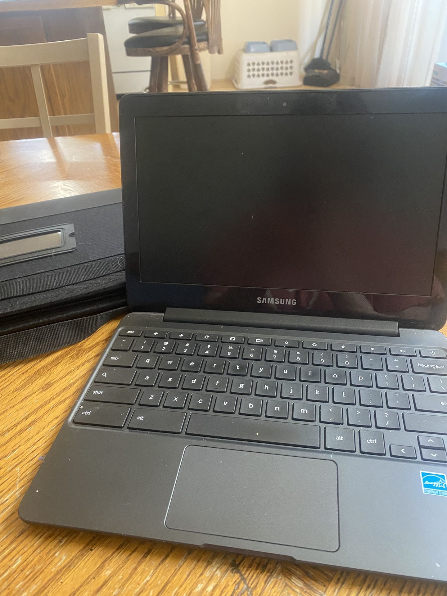 Laptop