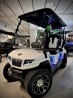 2026 EVOLUTION D5 GOLF CART