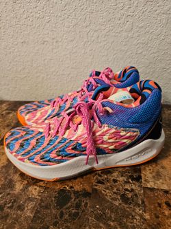 New Under Armour UA HOVR Havoc 5 Clone Glow in the Dark Basketball Shoes Mens Sz 9.5